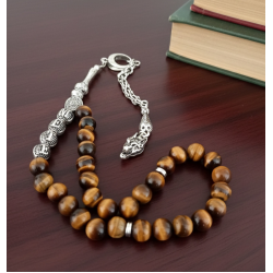 Kişiye Özel Kaplan Gözü Tesbih – Kurt ve Ay Yıldız Detaylı 33’lü Doğal Taş Tesbih