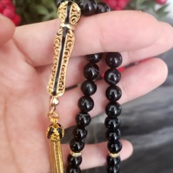 Siyah Akik Tesbih – Gold Siyah Mineli Detaylı 33’lü Zarif Tasarım