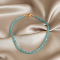 Light Apatit Heishi Doğal Taş Kolye | Minimal El Yapımı Tasarım