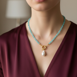 Açık Mavi Apatit Heishi Kesim Kolye – Gemici Kilitli, Barok İnci Sallantılı Doğal Taş Tasarım