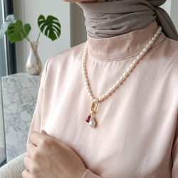 İnci Kolye – 8 mm Arpa Tatlı Su İncili Çelik Klipsli Charm Takılabilir Kolye (50 cm )