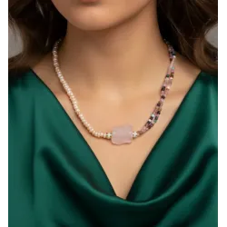  Somon İnci & Ham Pembe Kuvars Doğal Taş Kolye – 4 mm İnci, 3 mm Mix Taş, Çelik Aparatlı 40 cm