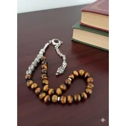 Kişiye Özel Kaplan Gözü Tesbih – Kurt ve Ay Yıldız Detaylı 33’lü Doğal Taş Tesbih