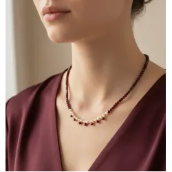 Granat ve İnci Choker Kolye – Küp Kesim Doğal Taş, 40 cm Çelik Aparatlı Zarif Tasarım